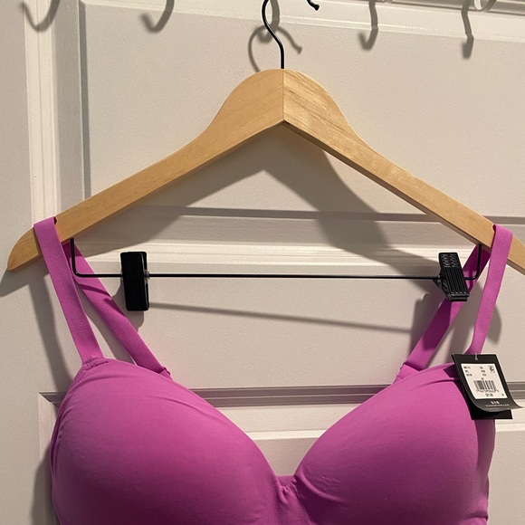 NWT Lot of 2 Hanes/Maidenform Comfort Bras, Sz. 2XL, Purple/Pink!! - Picture 3 of 13